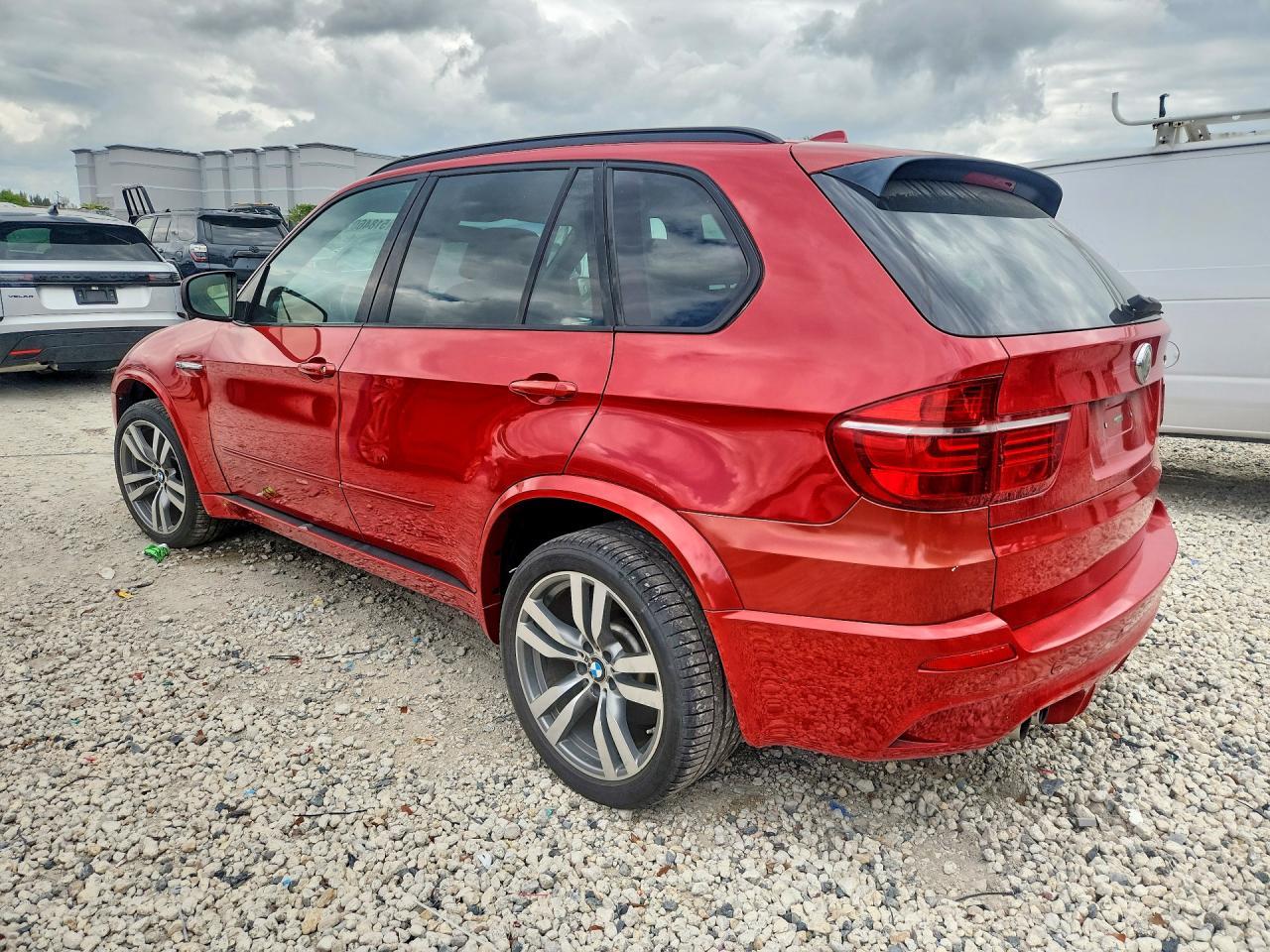 2013 BMW X5 M - zdjęcie 2