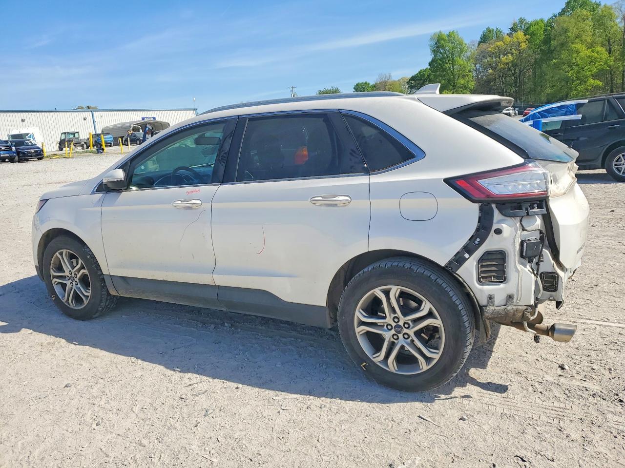 2016 Ford Edge Titanium - zdjęcie 2
