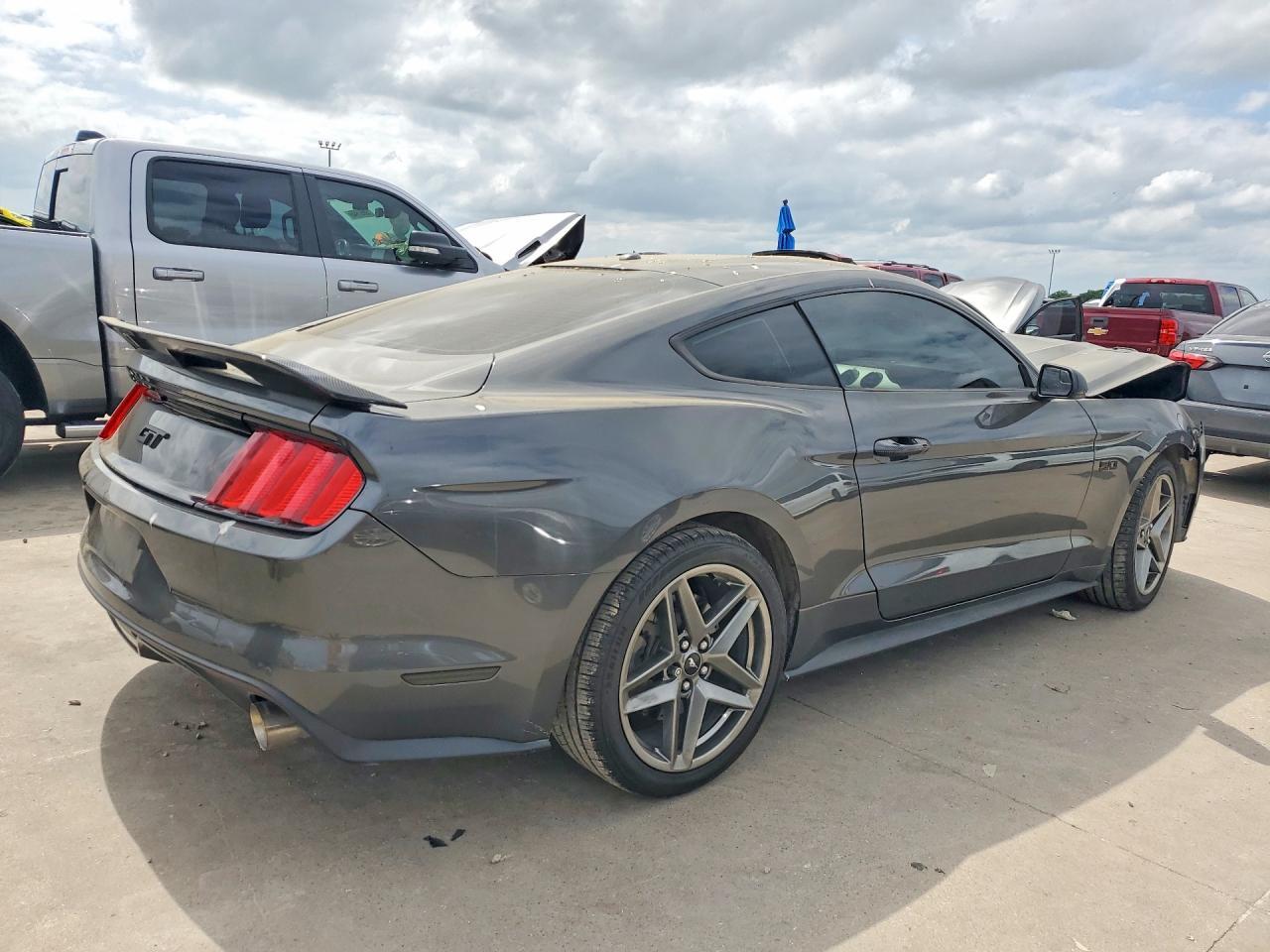 2016 Ford Mustang Gt - zdjęcie 3