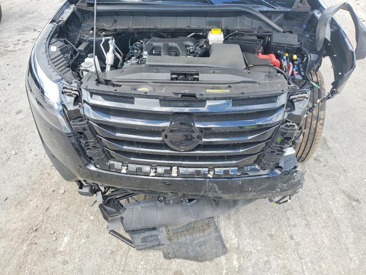 2025 Nissan Pathfinder Sv - zdjęcie 12