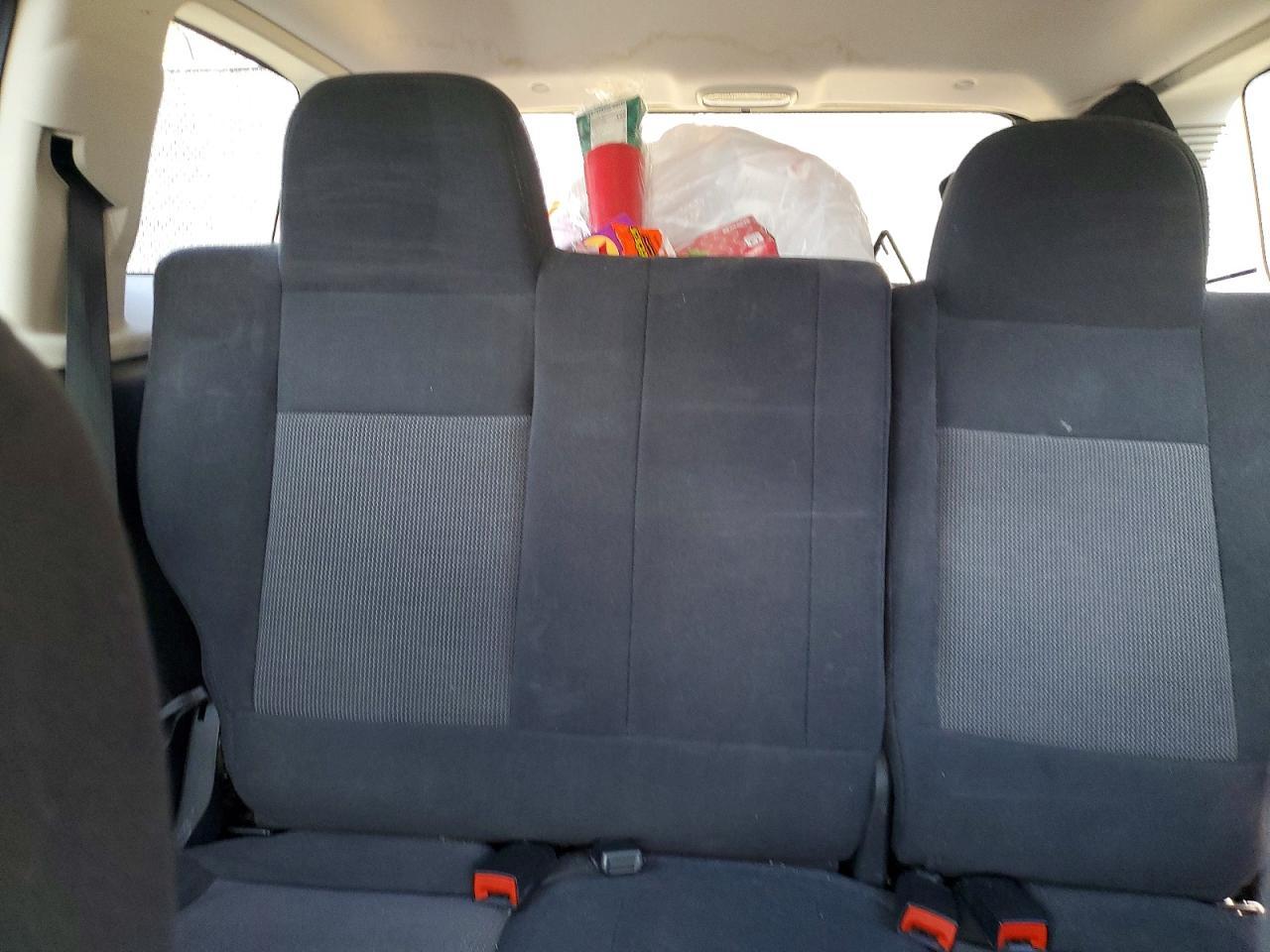 2014 Jeep Patriot Latitude - zdjęcie 10