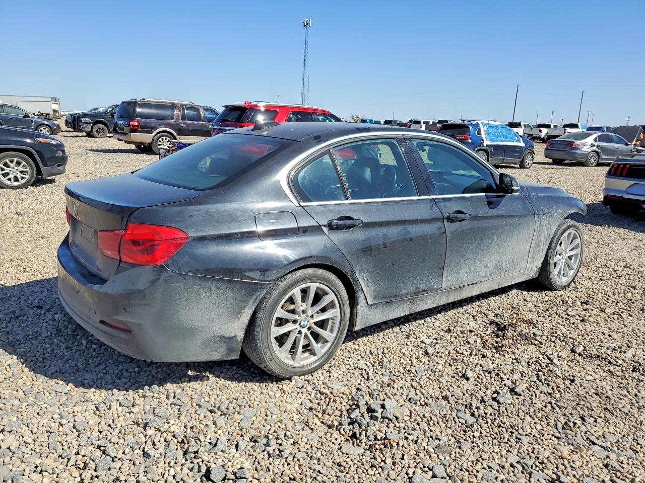 2017 BMW 330E - zdjęcie 3