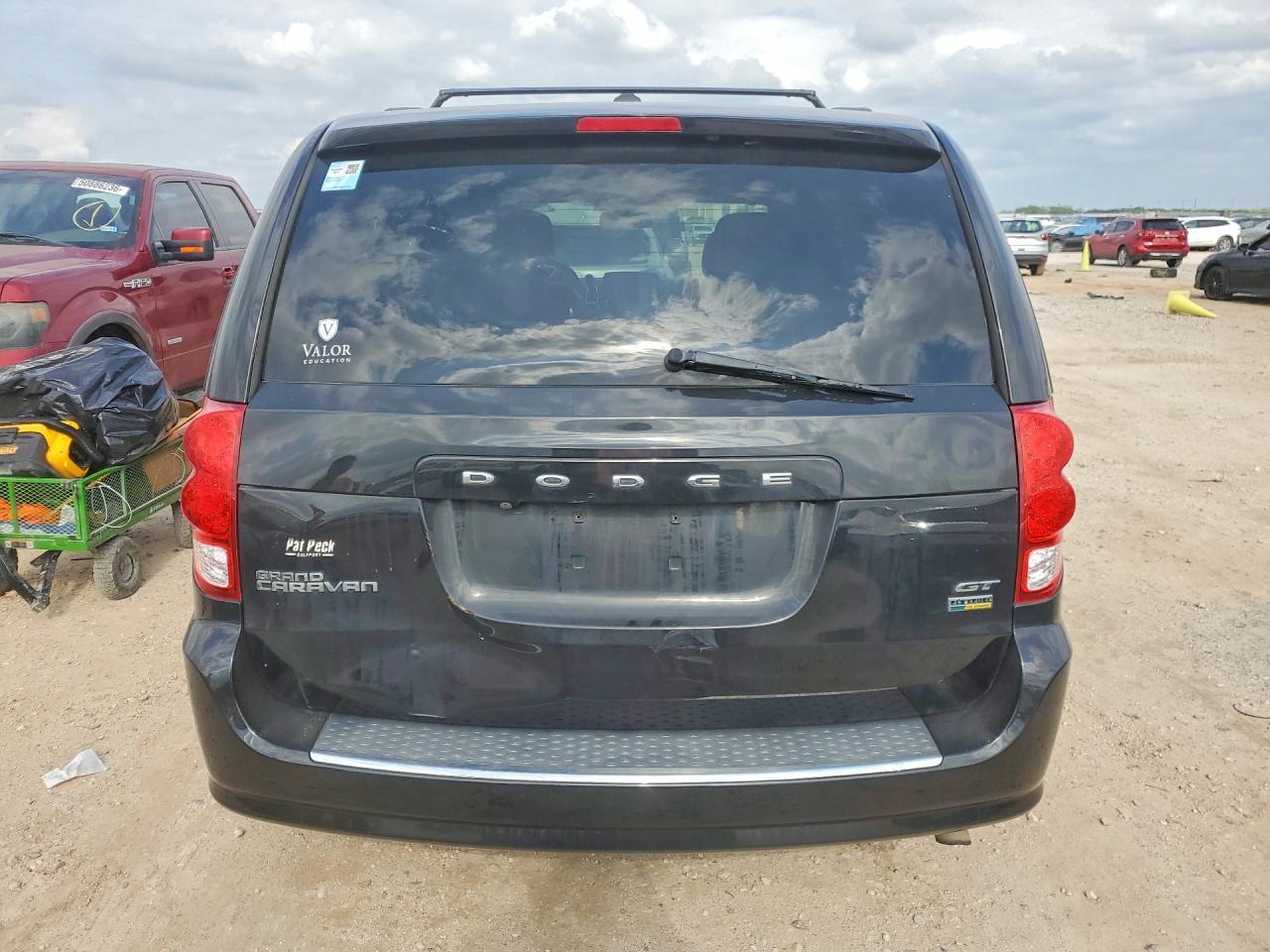 2019 Dodge Grand Caravan Gt - zdjęcie 6