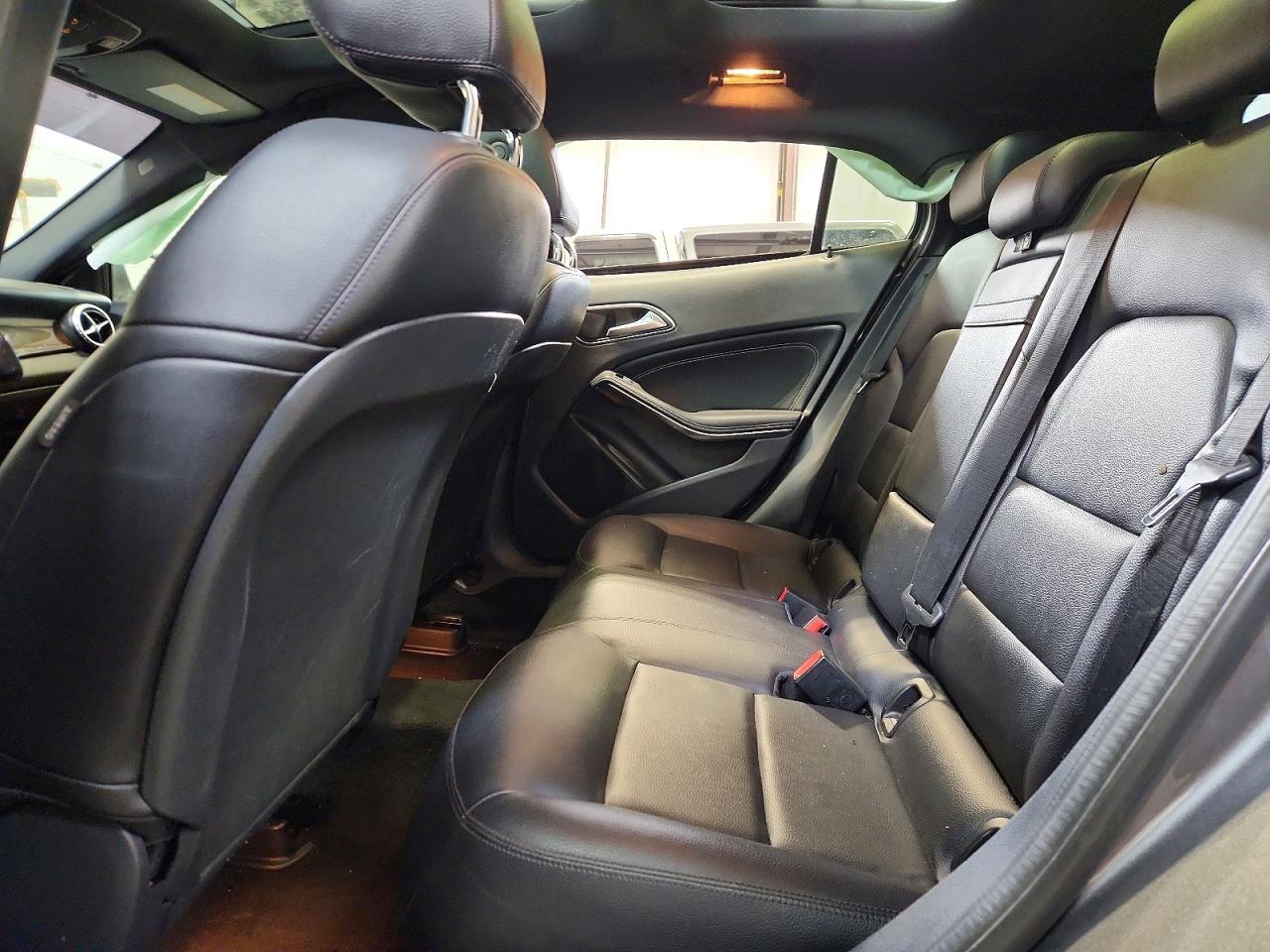 2015 Mercedes-Benz Truck Gla250 4Dr Awd - zdjęcie 11