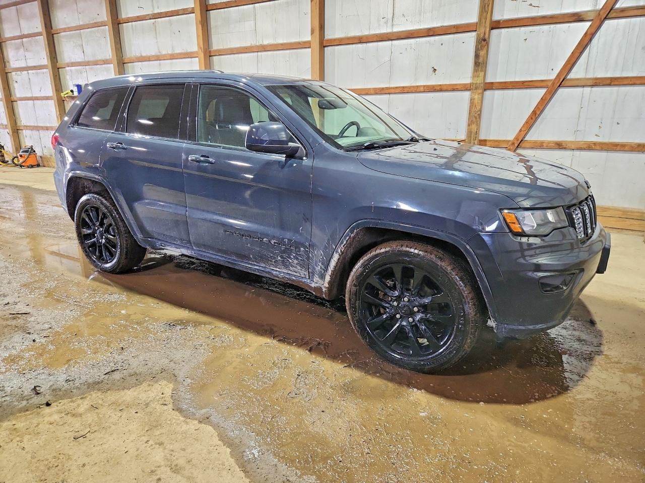 2018 Jeep Grand Cherokee Laredo - zdjęcie 4
