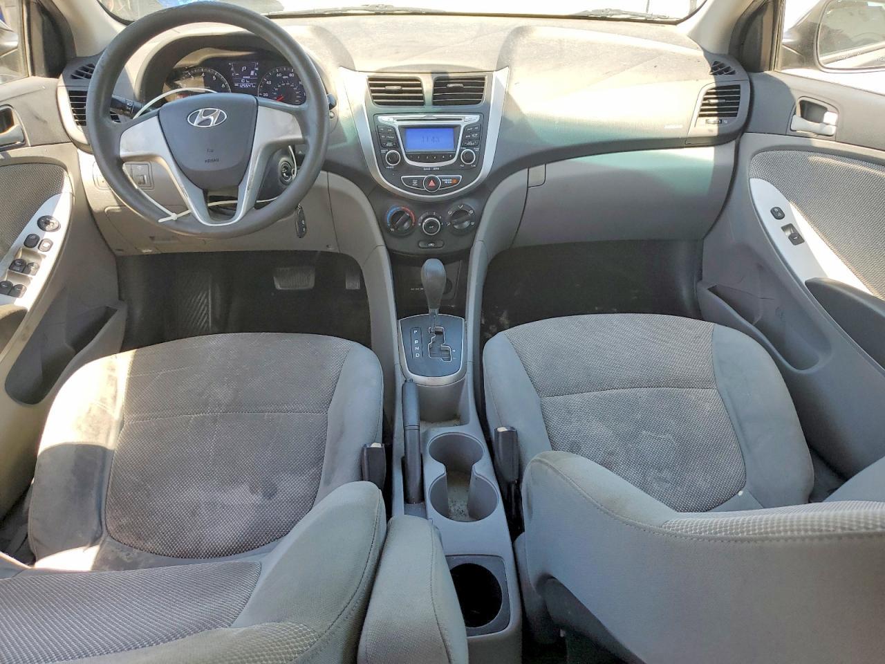 2013 Hyundai Accent Gls - zdjęcie 8