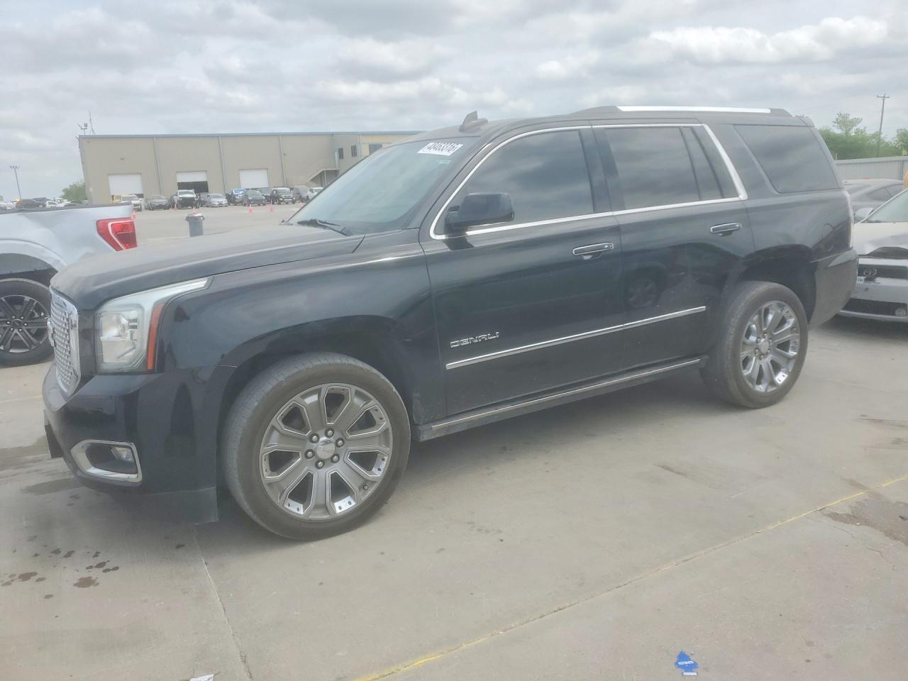 2015 GMC Yukon Denali - zdjęcie główne