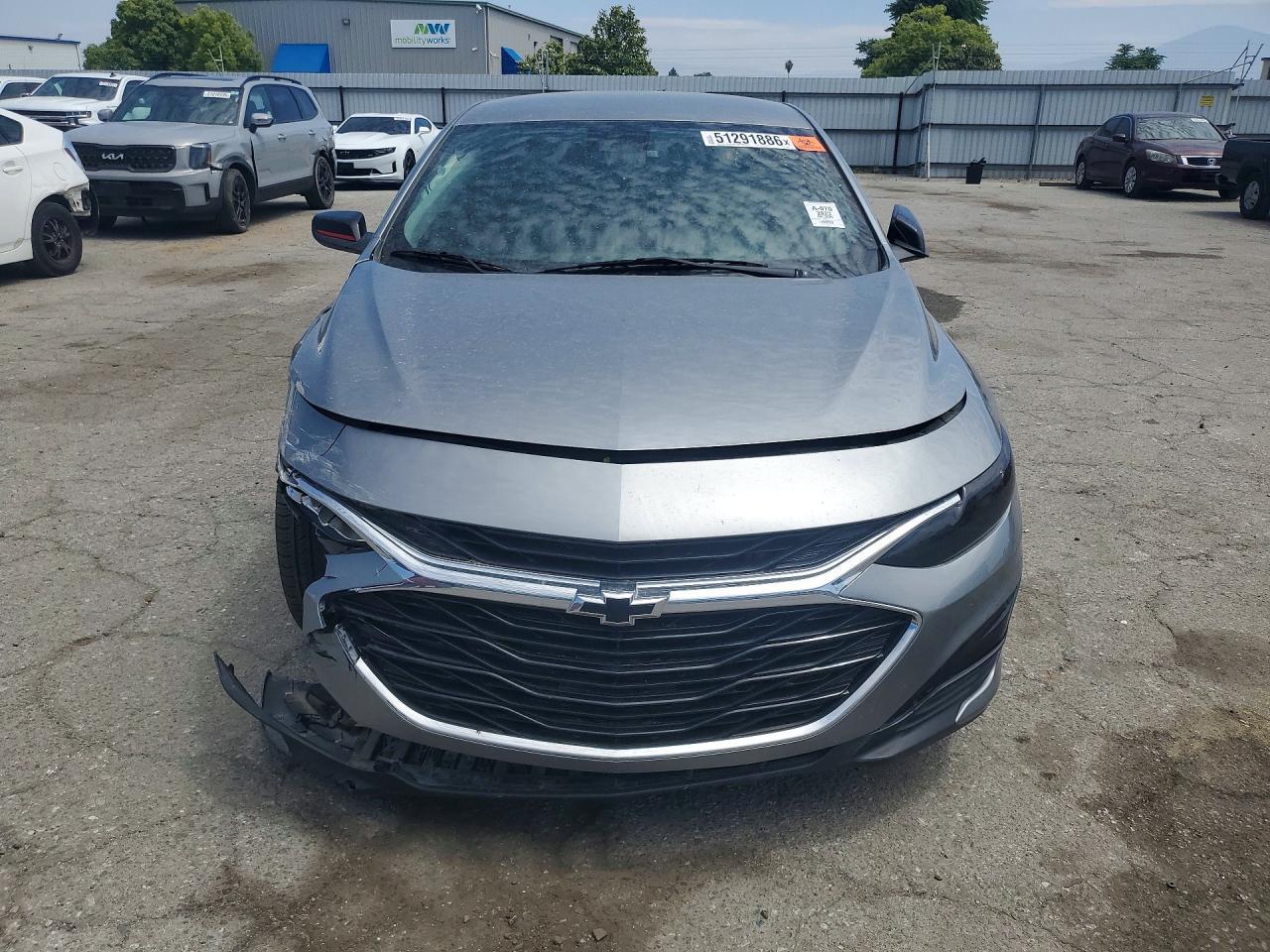 2023 Chevrolet Malibu Premier - zdjęcie 5