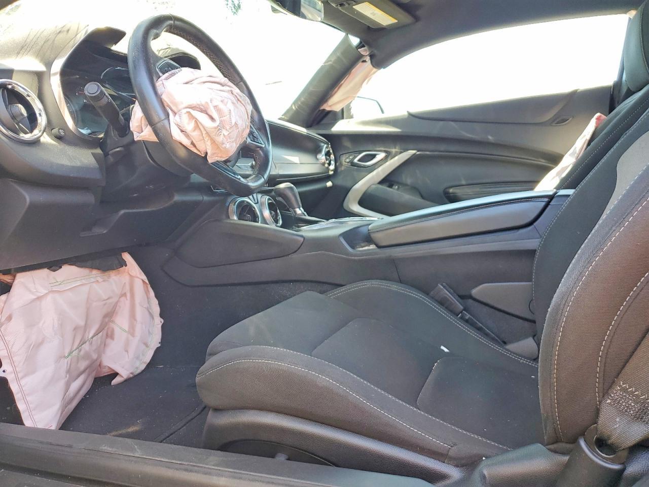 2020 Chevrolet Camaro Ls - zdjęcie 7