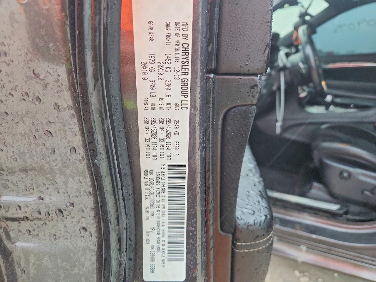 2014 Jeep Grand Cherokee Srt-8 - zdjęcie 13