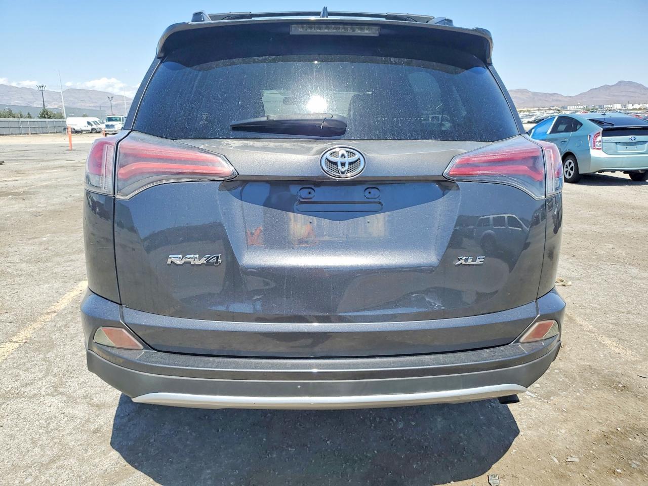 2017 Toyota Rav4 Xle - zdjęcie 6