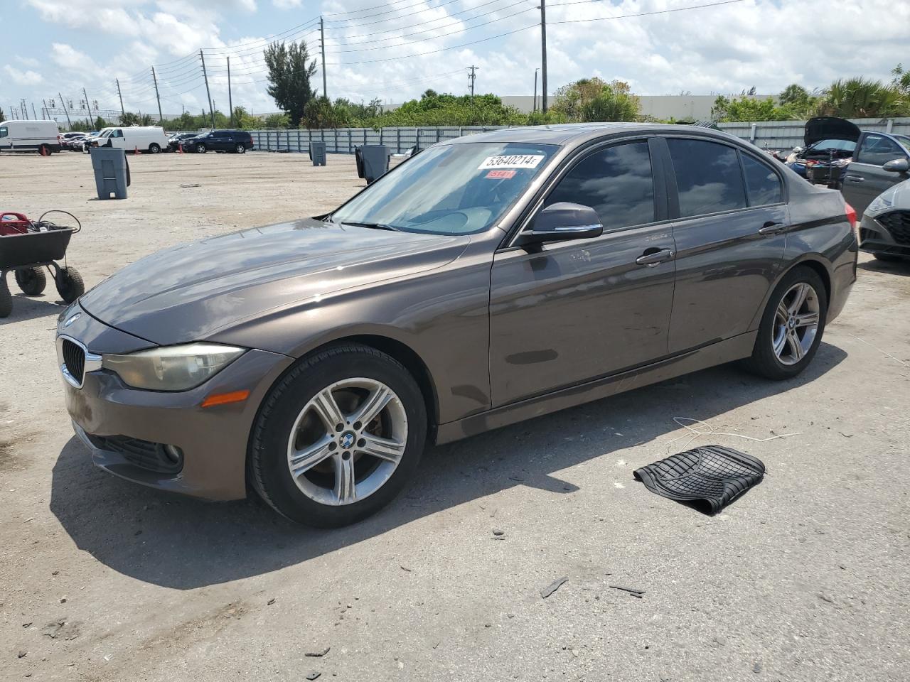 2015 BMW 320 I - zdjęcie główne