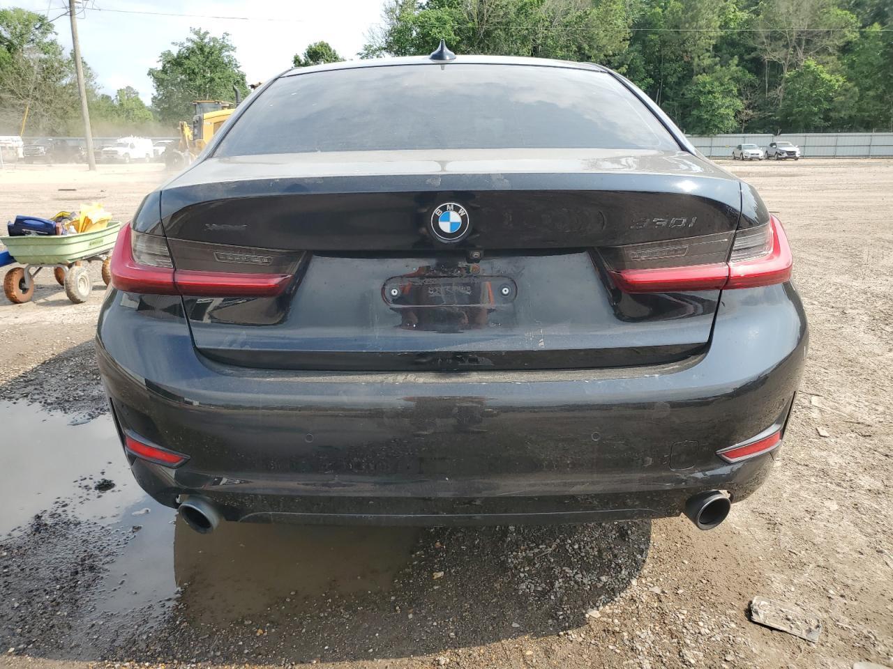 2020 BMW 330Xi - zdjęcie 6