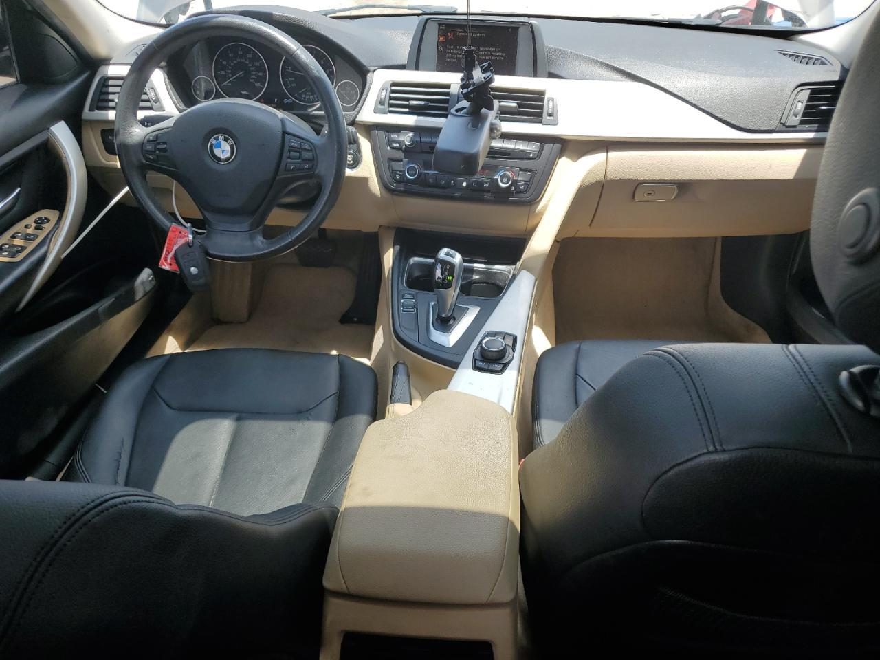 2015 BMW 320 I - zdjęcie 8