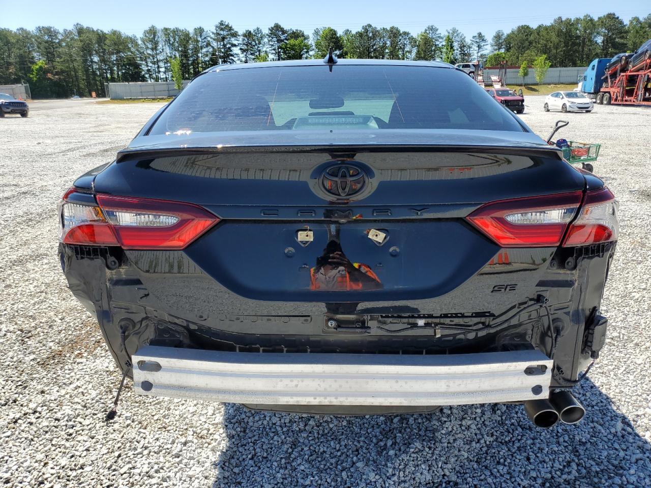 2021 Toyota Camry Se - zdjęcie 6