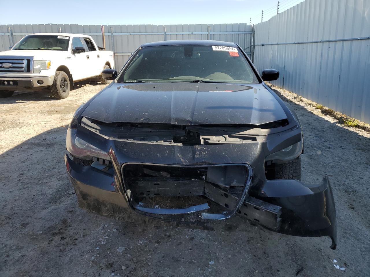 2019 Chrysler 300 S - zdjęcie 9