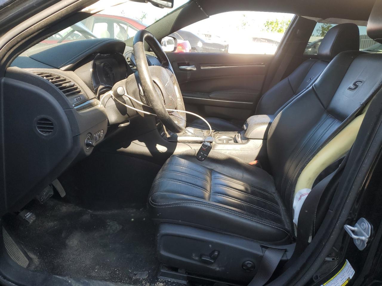 2019 Chrysler 300 S - zdjęcie 13