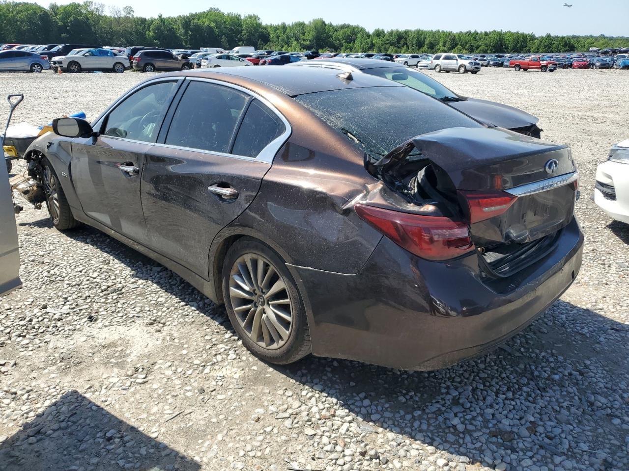 2018 Infiniti Q50 Luxe - zdjęcie 2