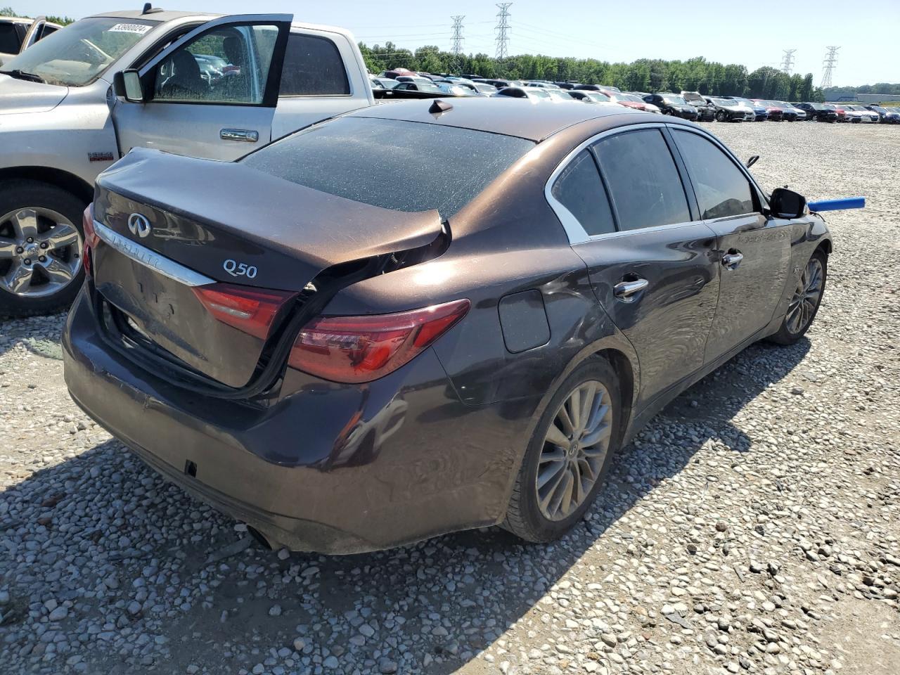 2018 Infiniti Q50 Luxe - zdjęcie 3