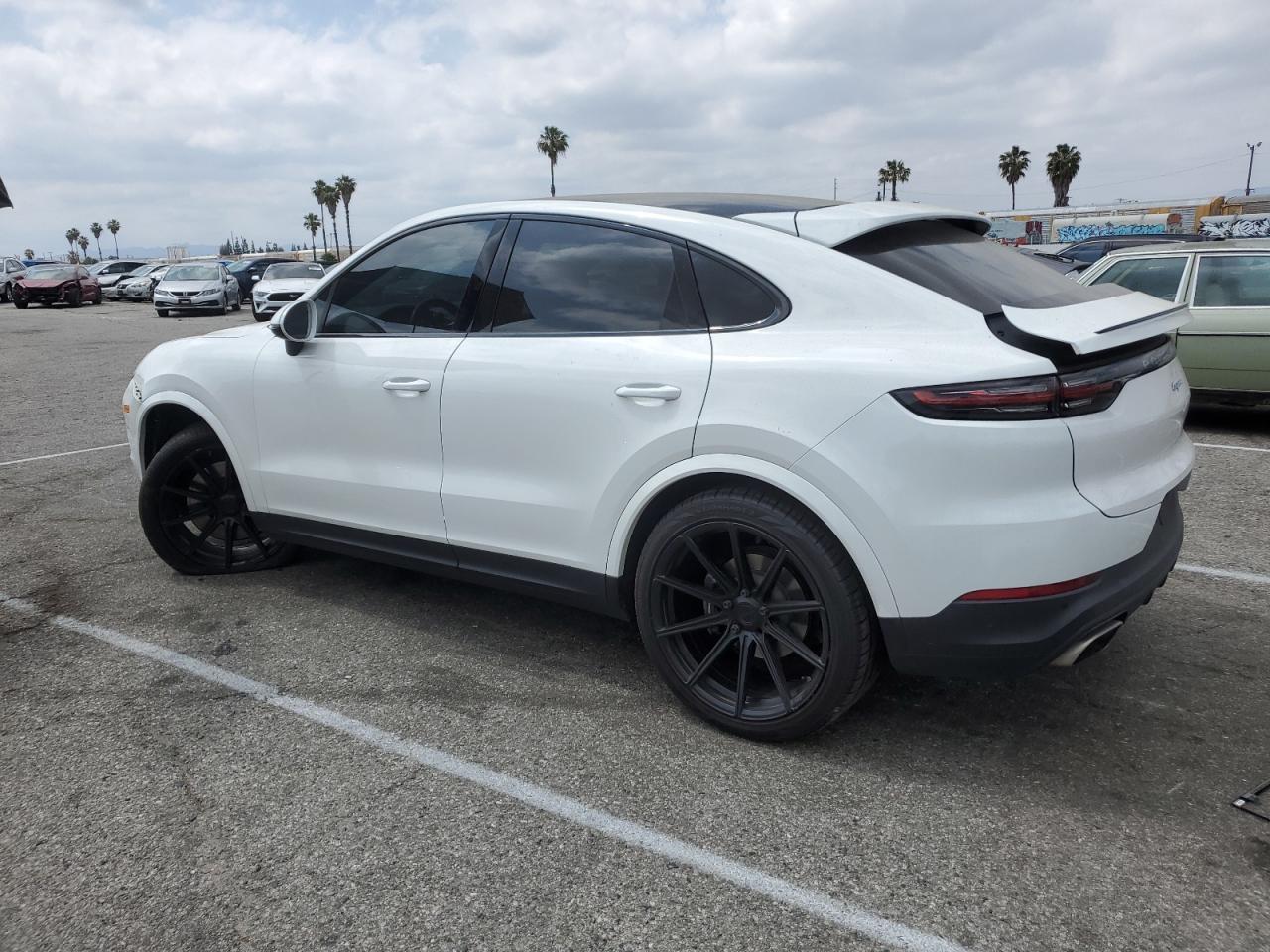 2021 Porsche Cayenne Coupe - zdjęcie 2