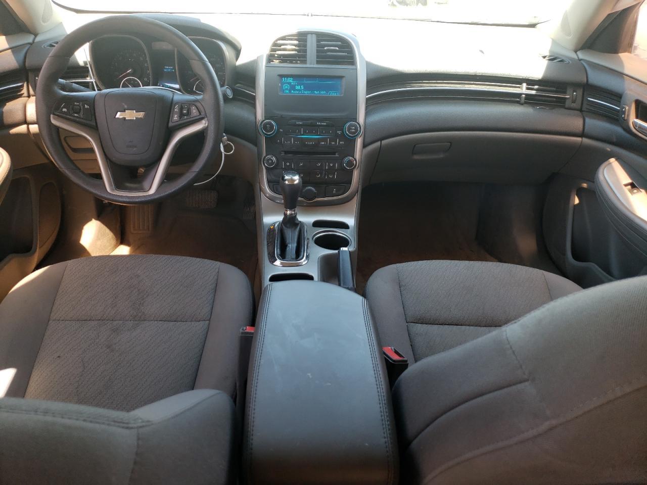 2014 Chevrolet Malibu Ls - zdjęcie 8