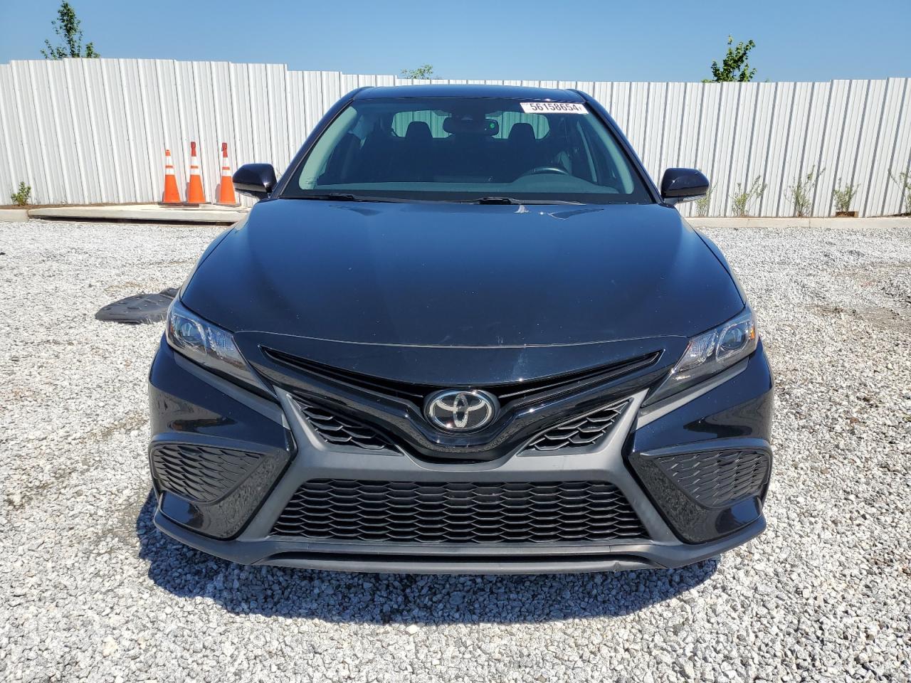 2021 Toyota Camry Se - zdjęcie 5