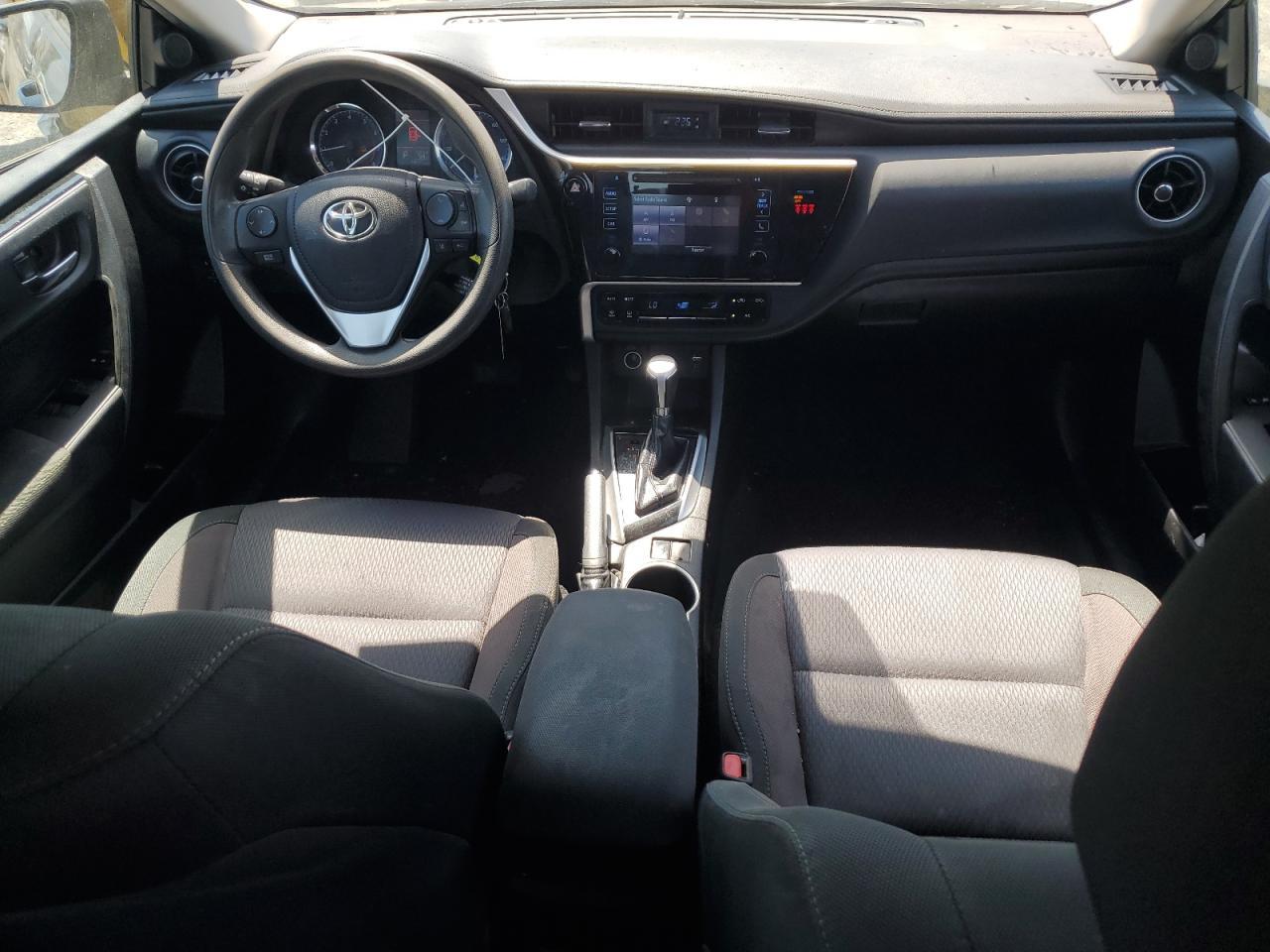 2019 Toyota Corolla L - zdjęcie 8