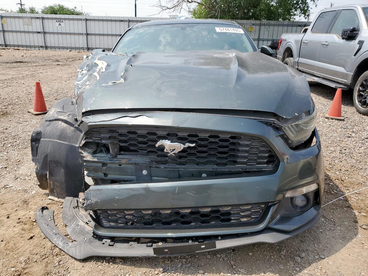 2015 Ford Mustang - zdjęcie 5