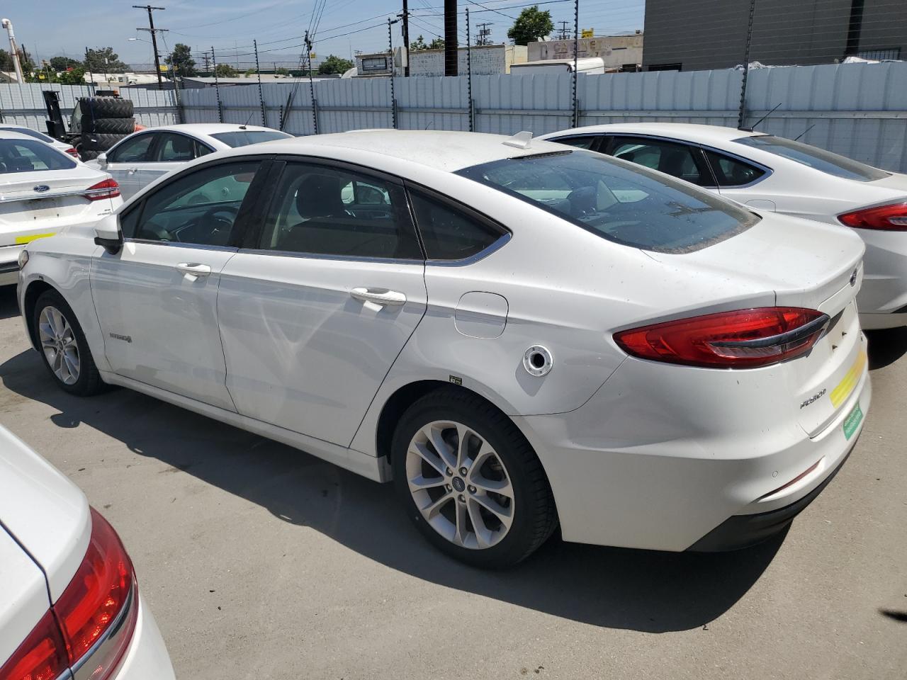2019 Ford Fusion Se - zdjęcie 2