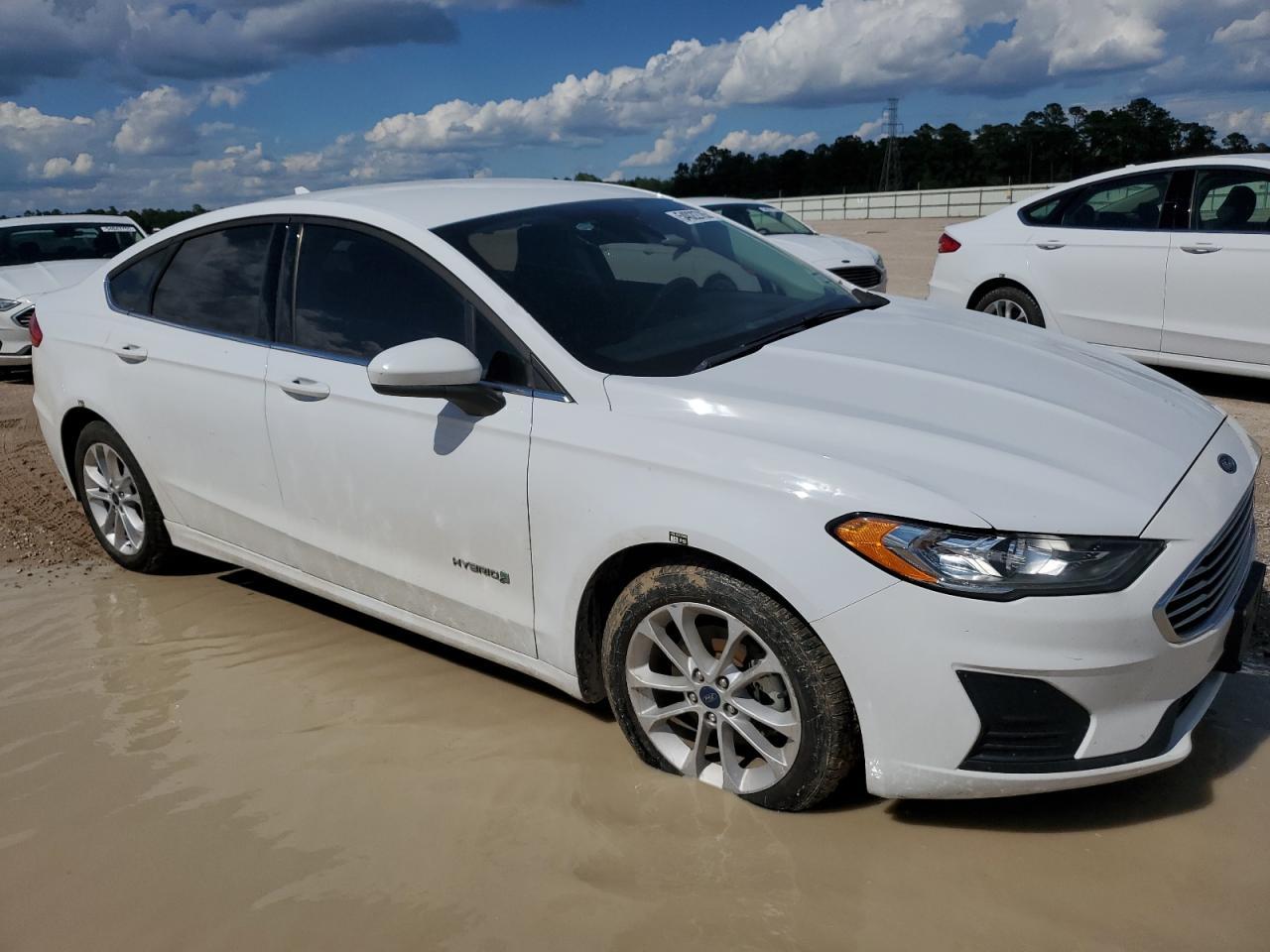 2019 Ford Fusion Se - zdjęcie 4