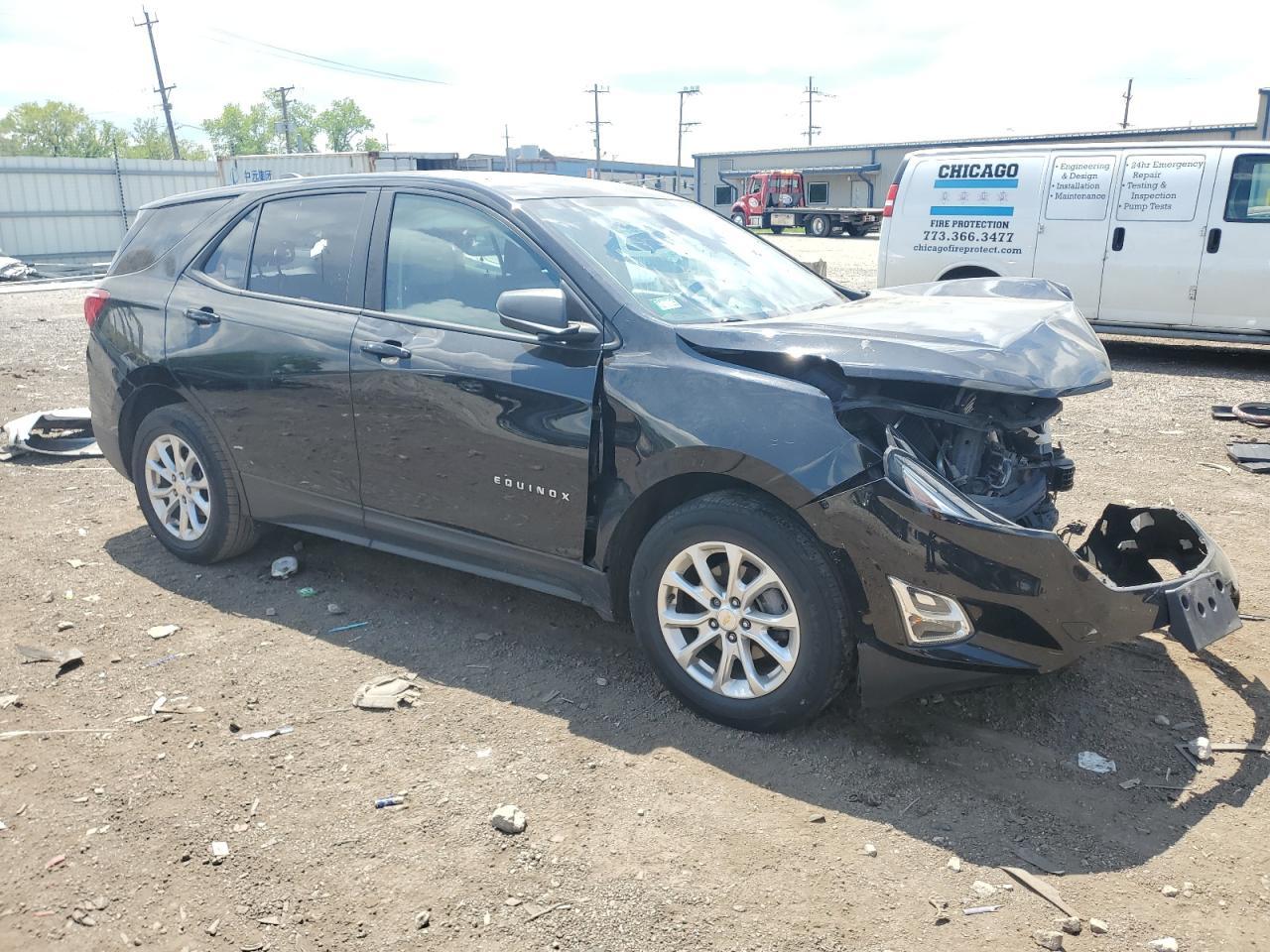 2020 Chevrolet Equinox Ls - zdjęcie 4