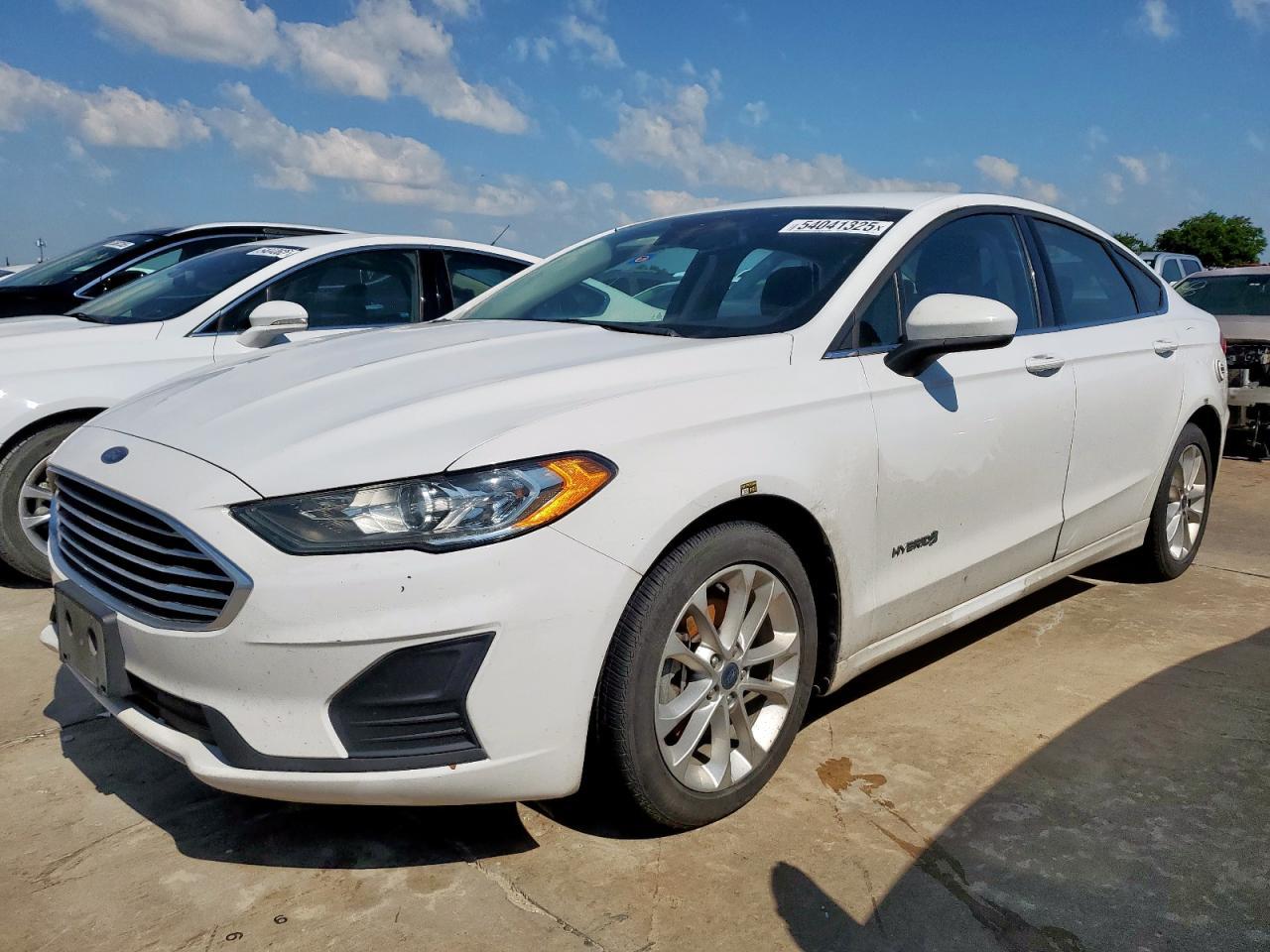 2019 Ford Fusion Se - zdjęcie główne