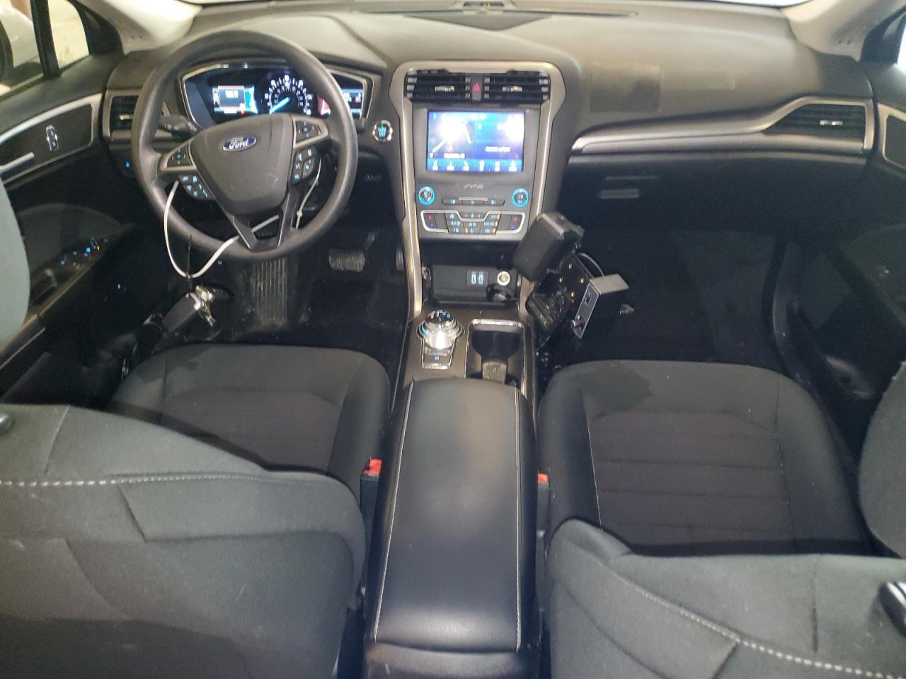 2020 Ford Fusion Se - zdjęcie 8