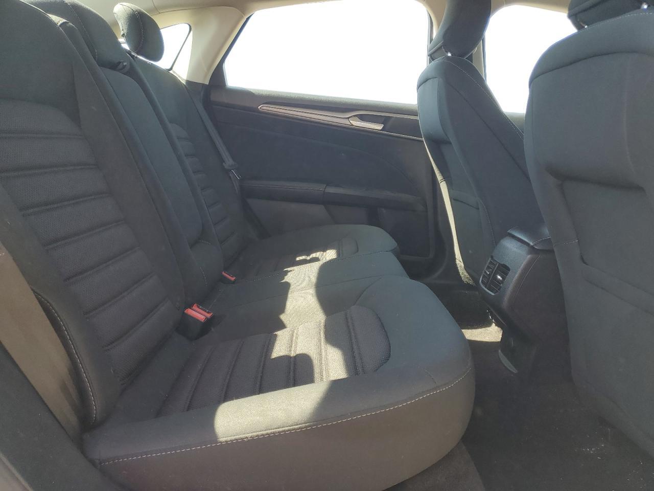 2019 Ford Fusion Se - zdjęcie 10