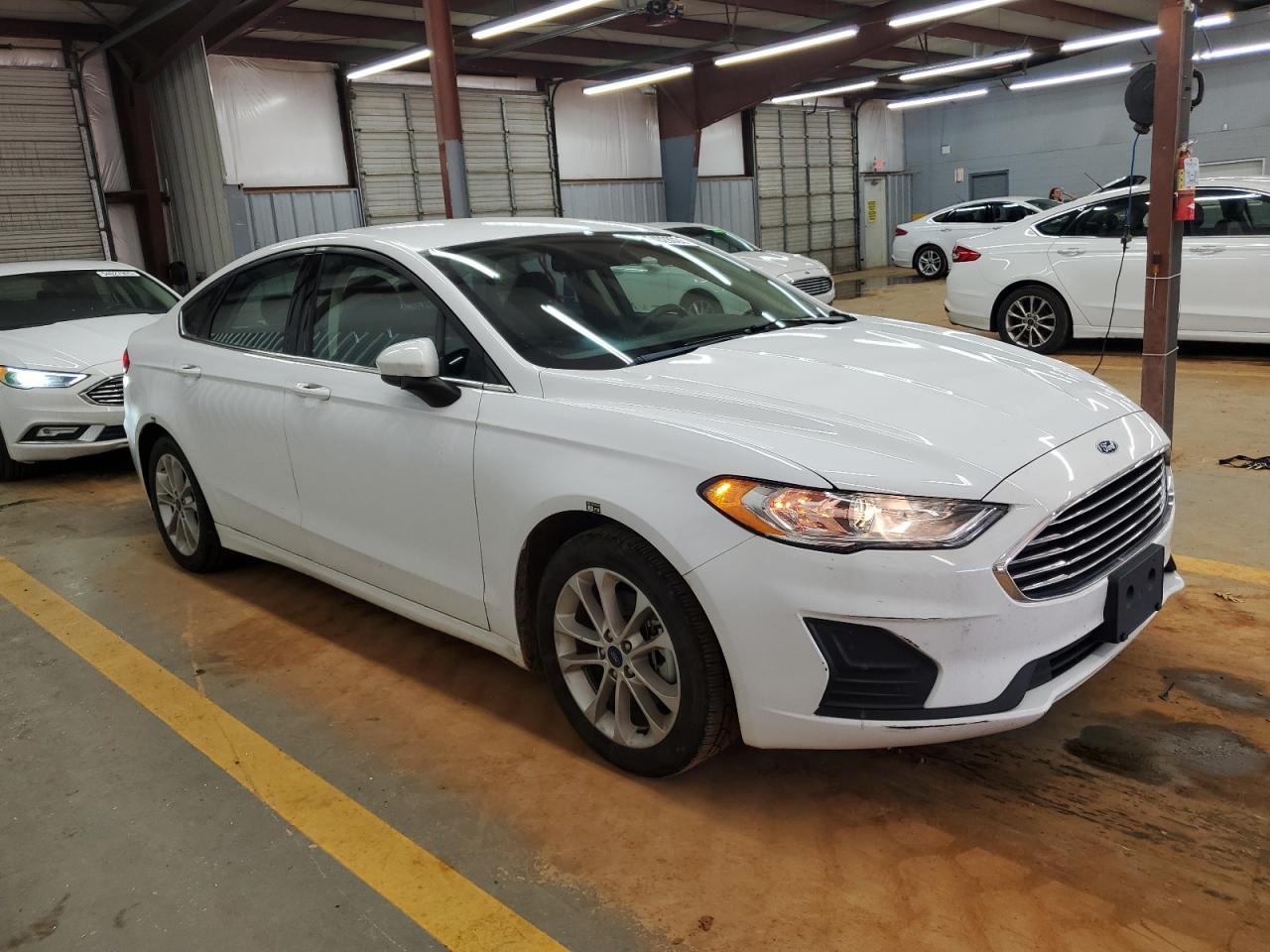 2020 Ford Fusion Se - zdjęcie 4