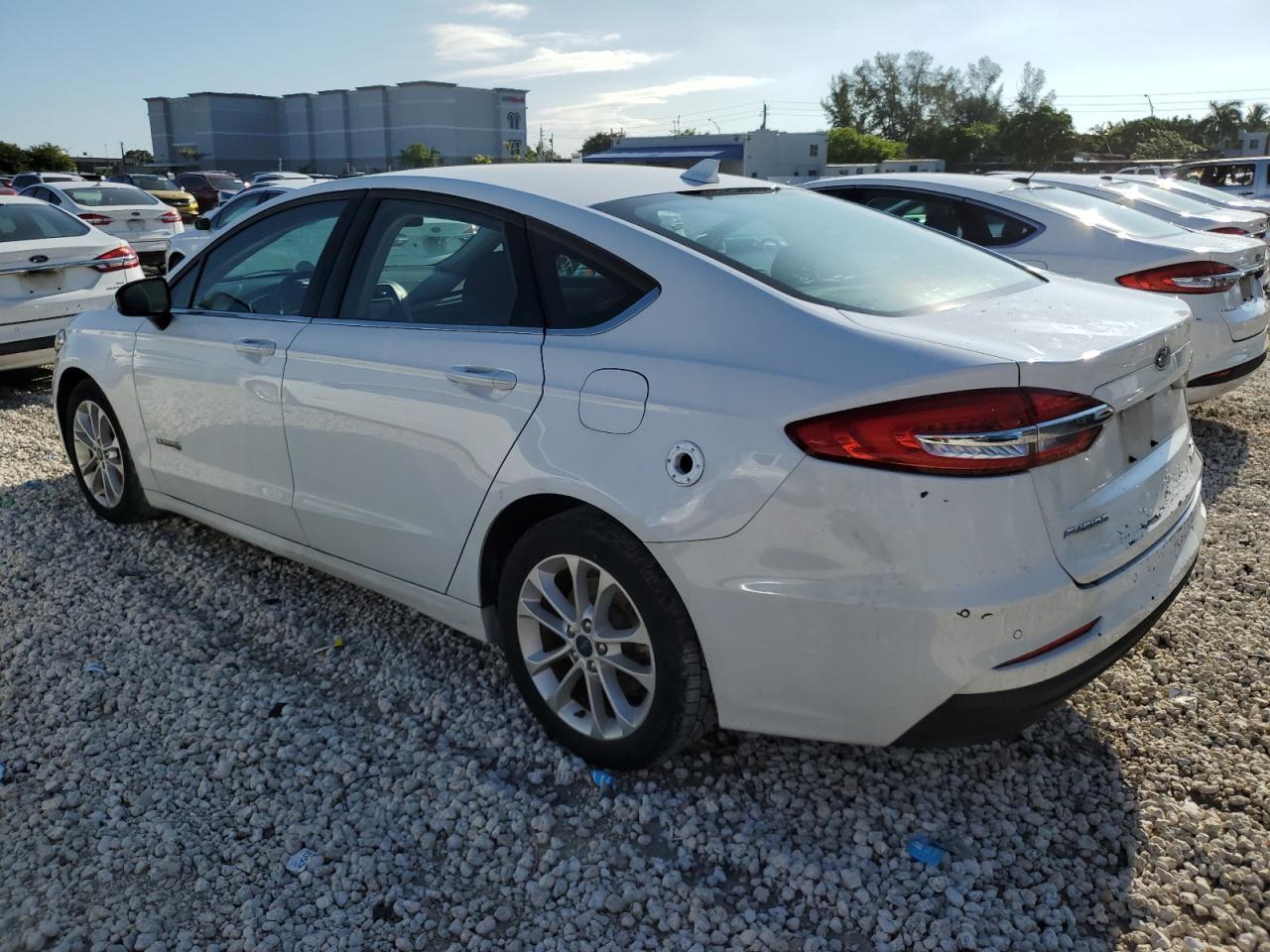 2019 Ford Fusion Se - zdjęcie 2