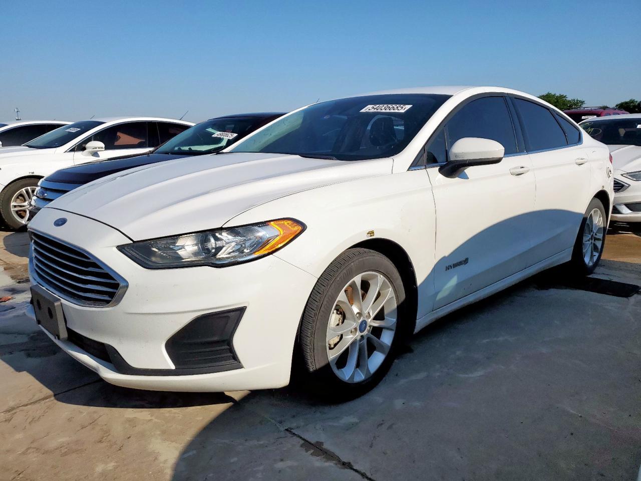 2019 Ford Fusion Se - zdjęcie główne