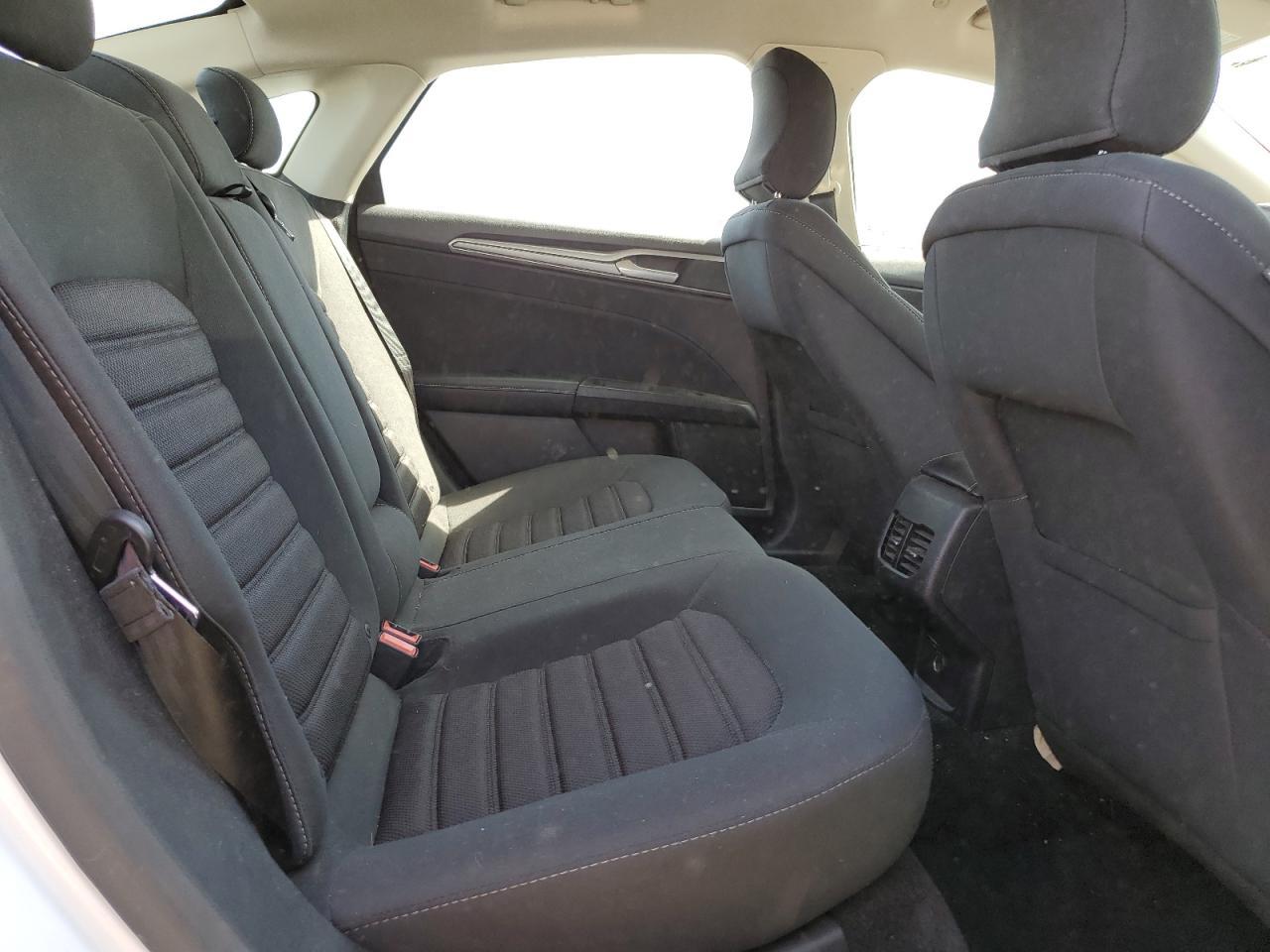 2019 Ford Fusion Se - zdjęcie 10
