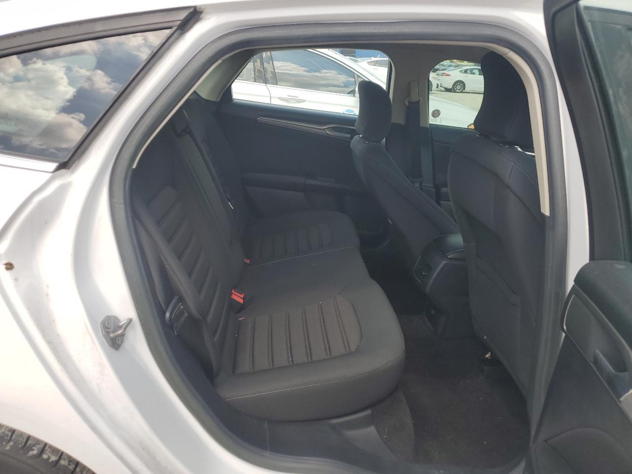 2019 Ford Fusion Se - zdjęcie 10