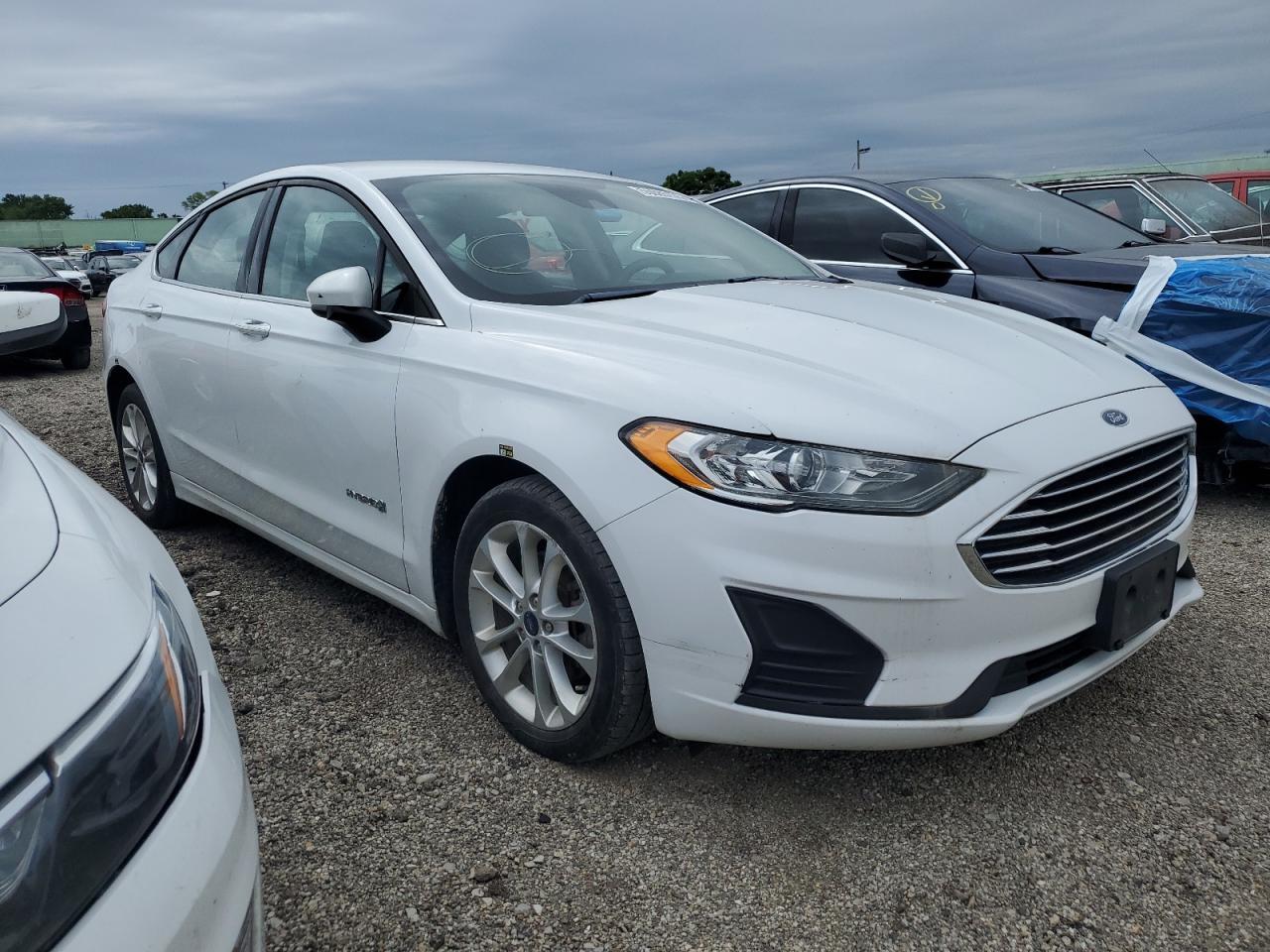 2019 Ford Fusion Se - zdjęcie 4