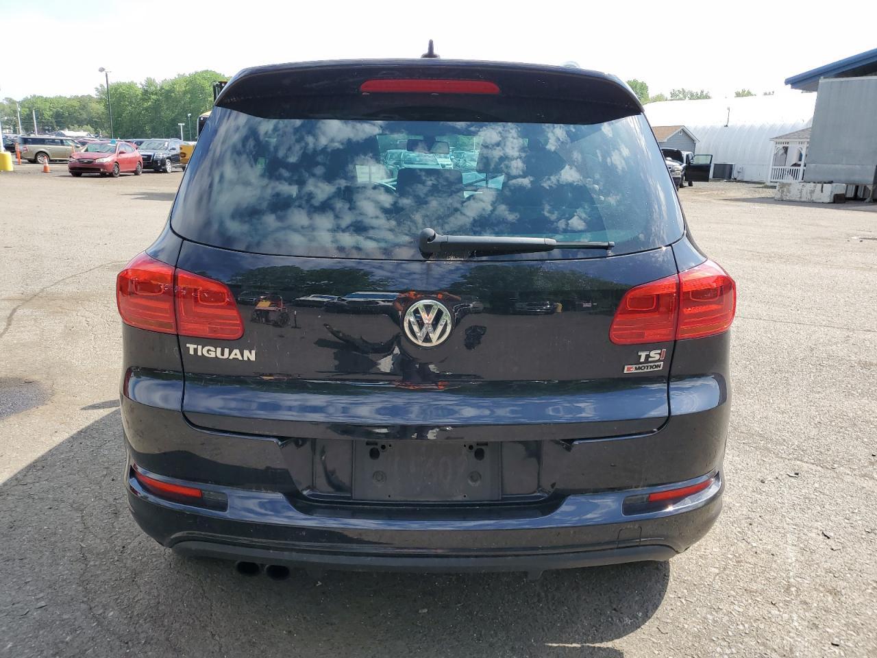 2016 Volkswagen Tiguan S - zdjęcie 6