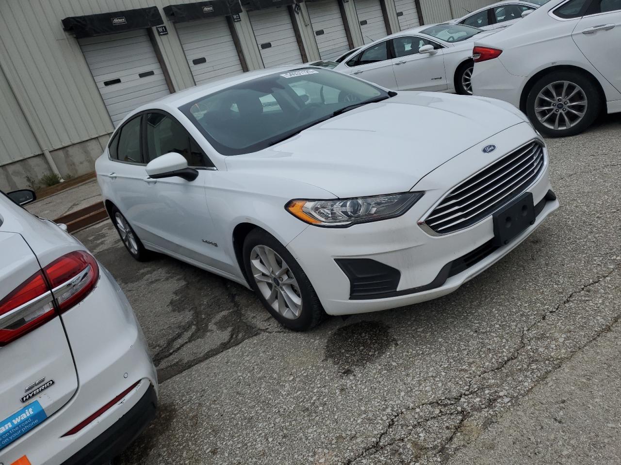 2019 Ford Fusion Se - zdjęcie 4