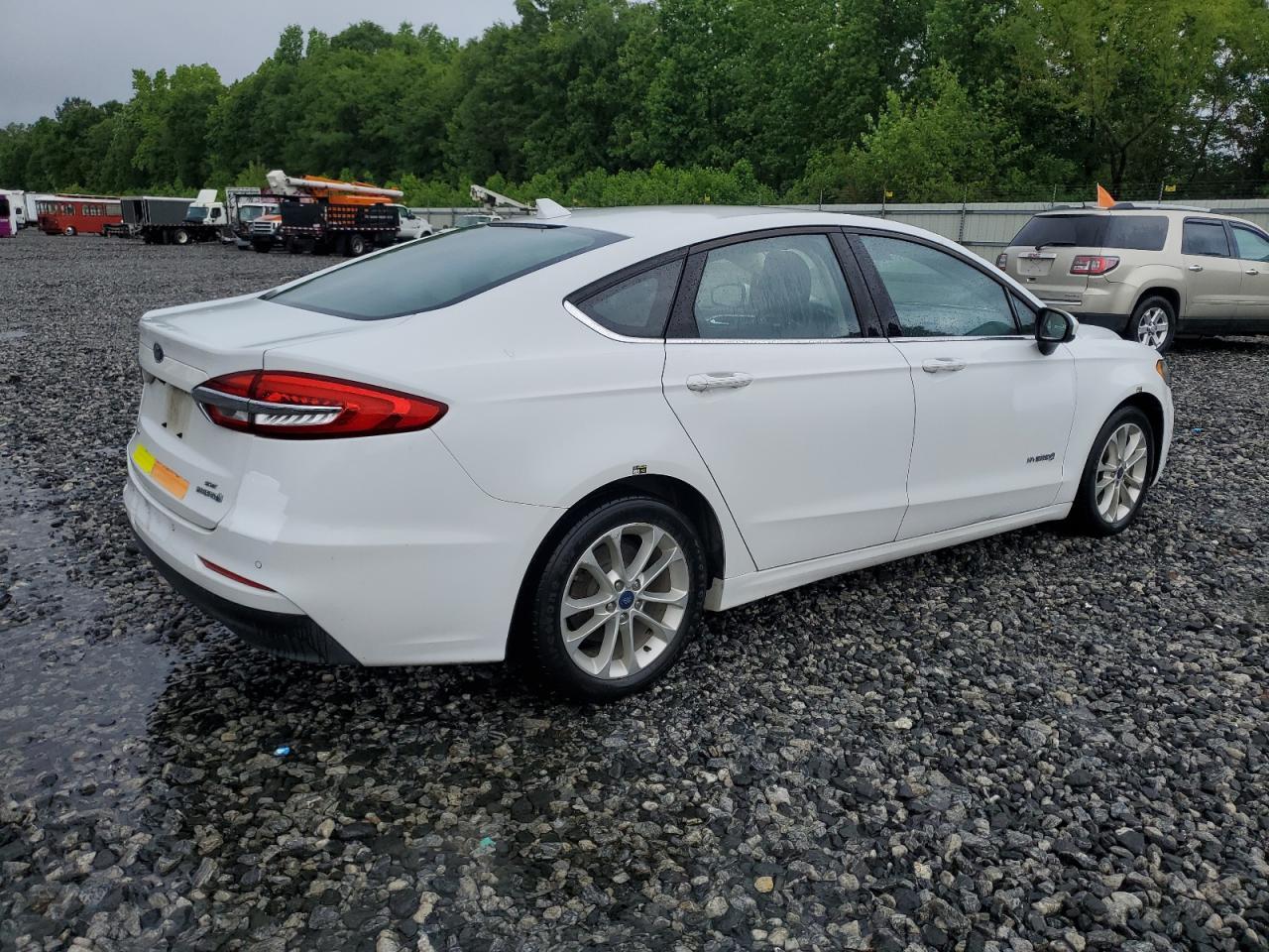 2019 Ford Fusion Se - zdjęcie 3