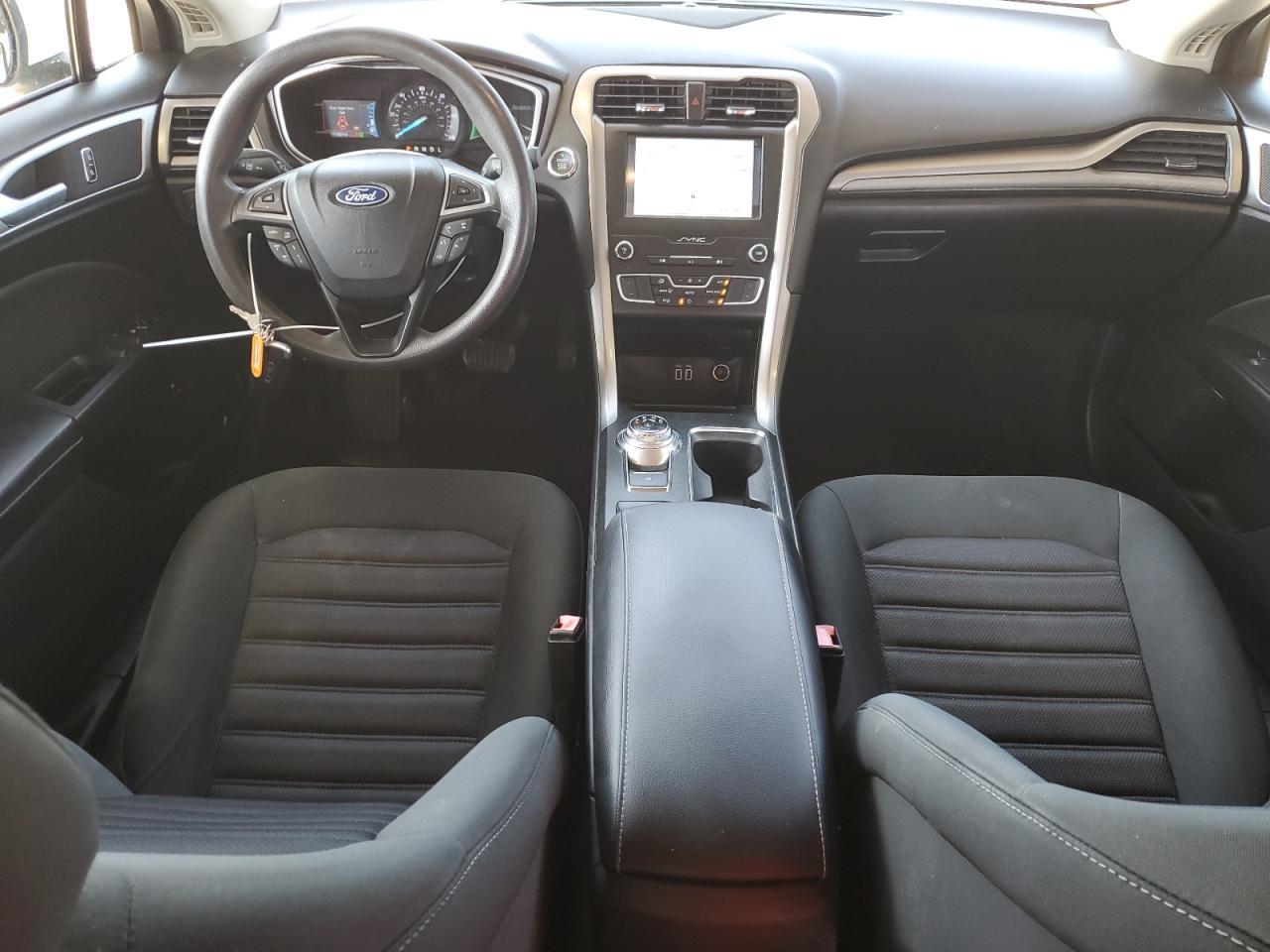 2019 Ford Fusion Se - zdjęcie 8