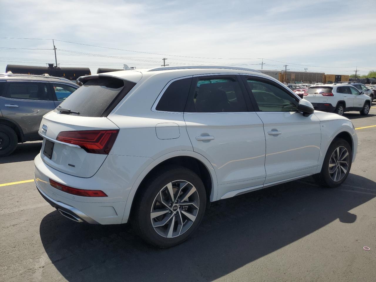 2023 Audi Q5 Premium Plus 45 - zdjęcie 3