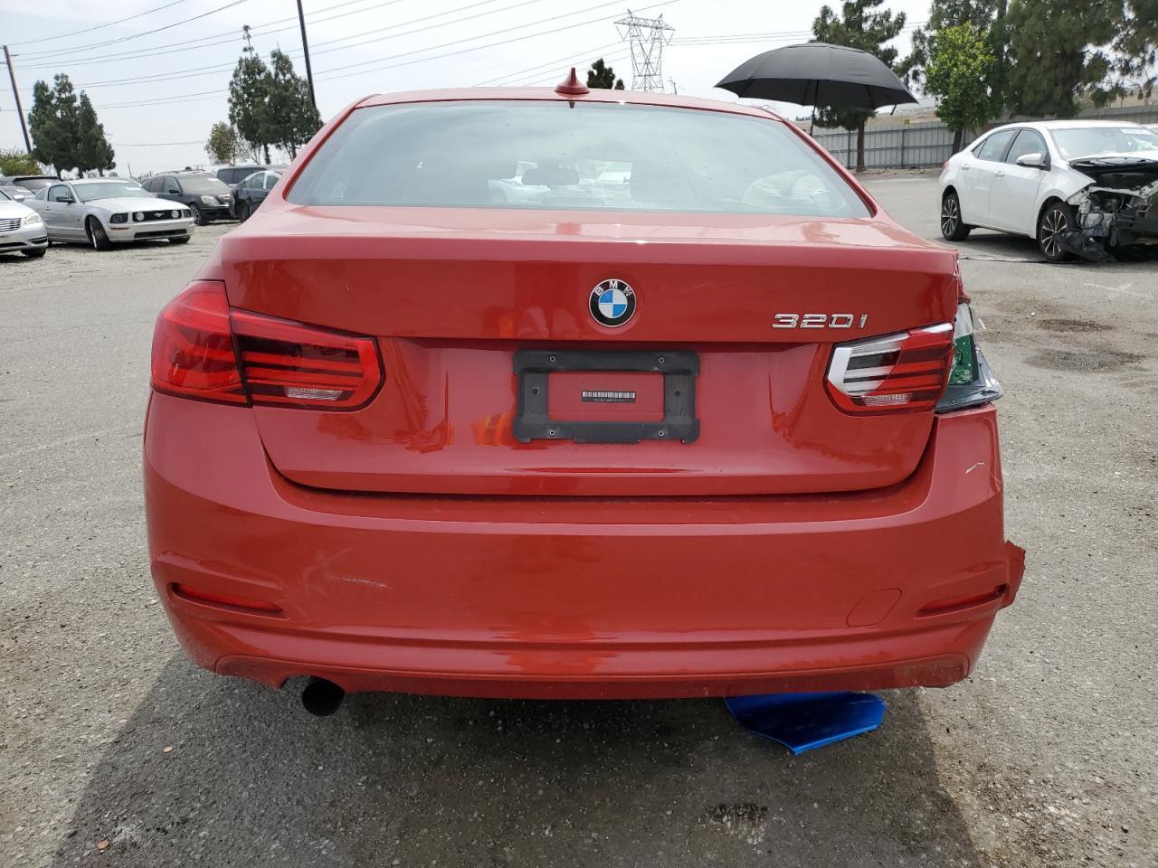 2016 BMW 320 I - zdjęcie 6