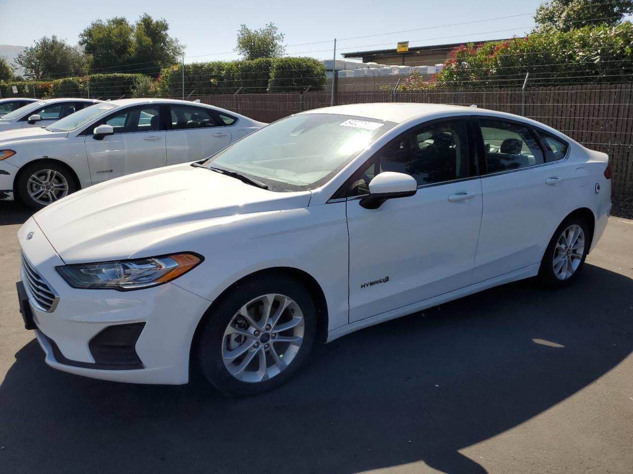 2019 Ford Fusion Se - zdjęcie główne