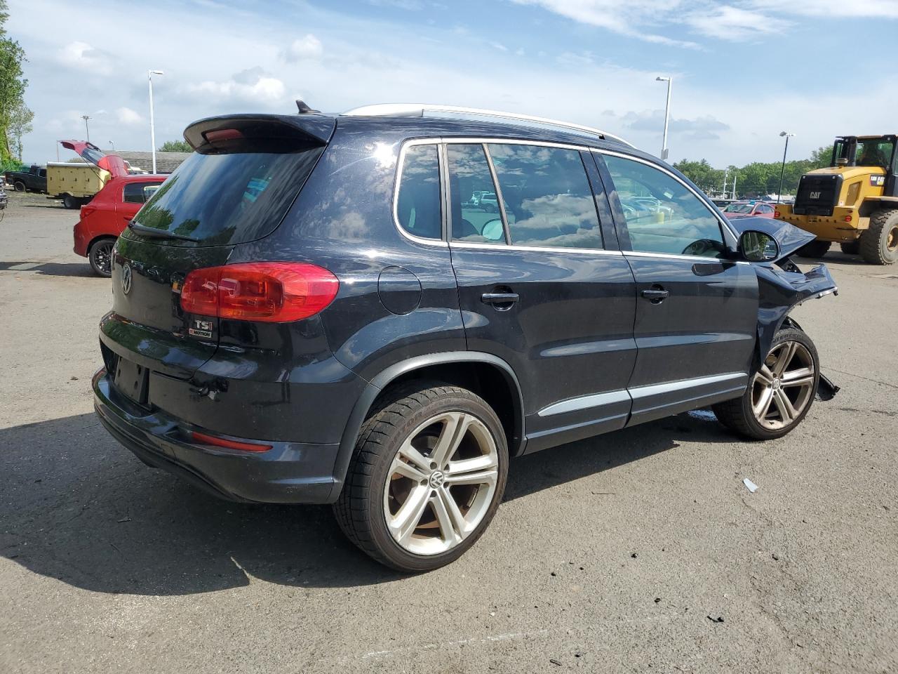 2016 Volkswagen Tiguan S - zdjęcie 3