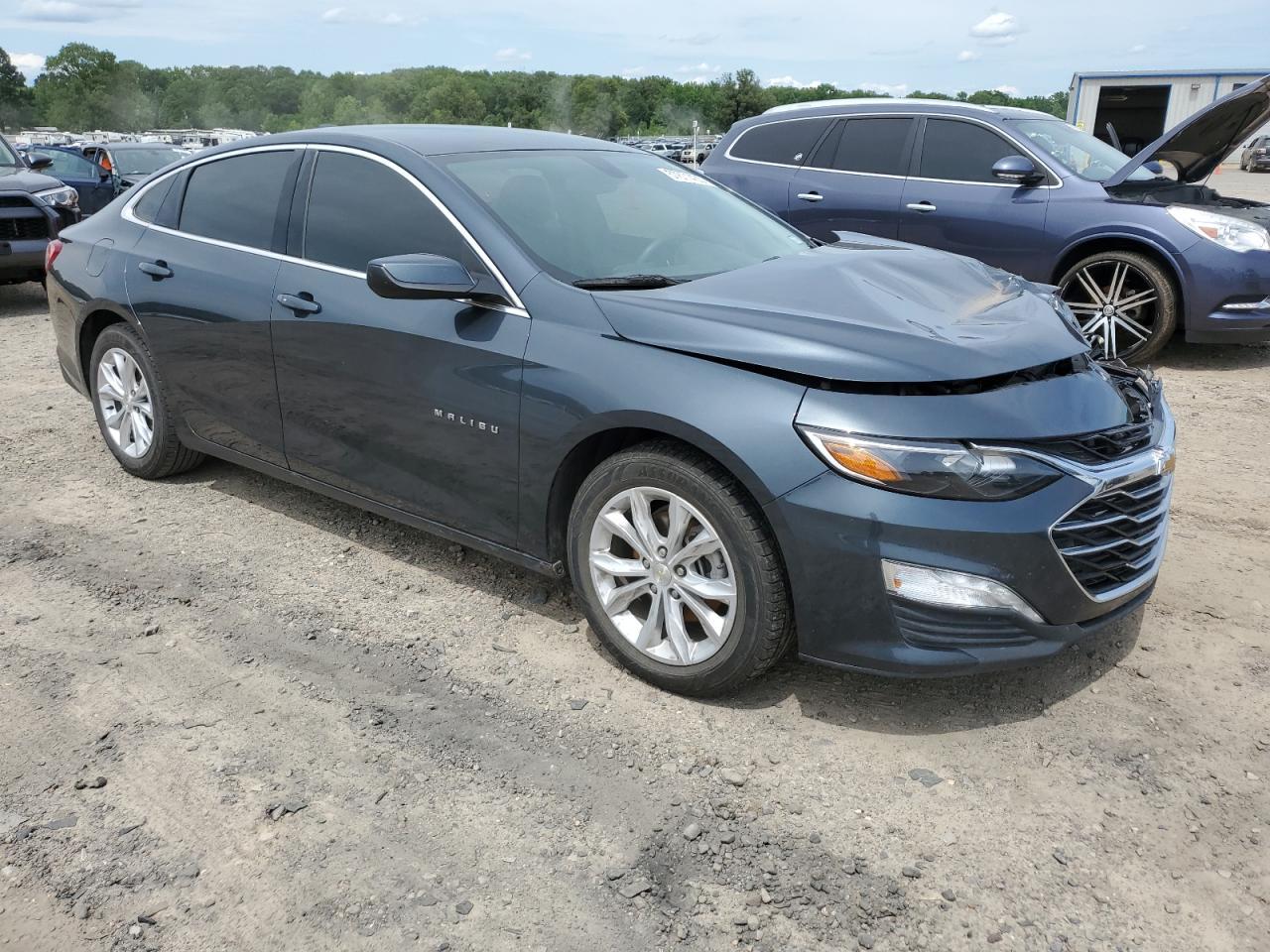 Chevrolet Malibu - zdjęcie 4