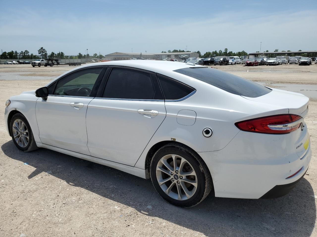 2020 Ford Fusion Se - zdjęcie 2